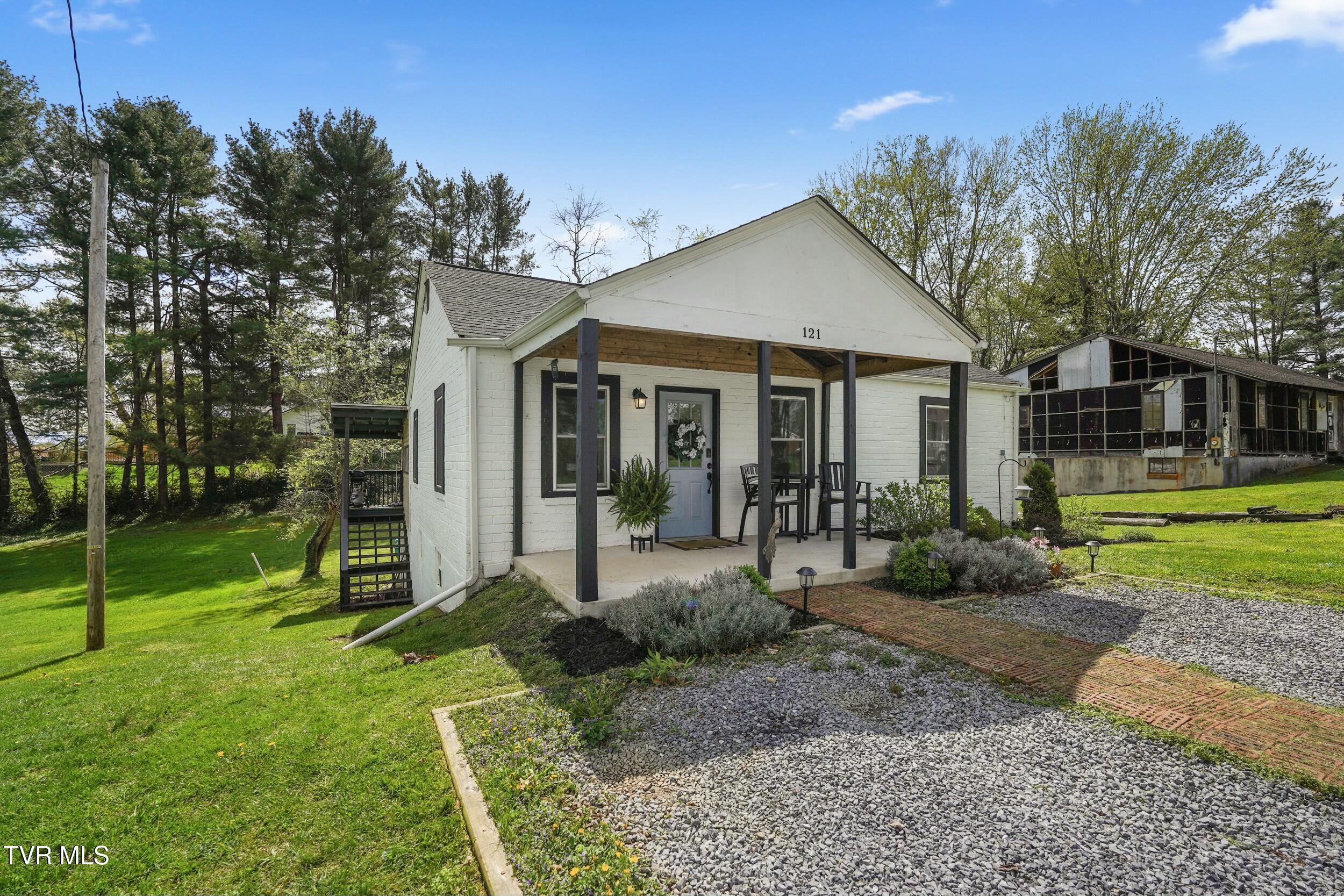 121 Arlington Drive, Johnson City, Tennessee image 4