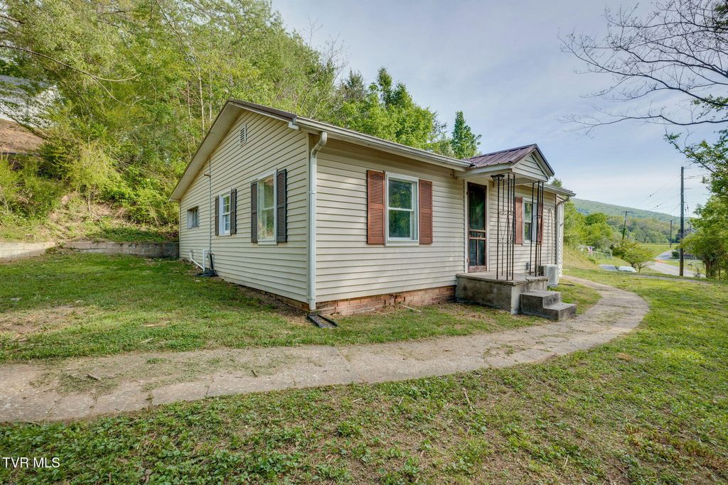 Photo of 379 A P Carter Highway, Hiltons, VA 24258 (MLS # 9994562)