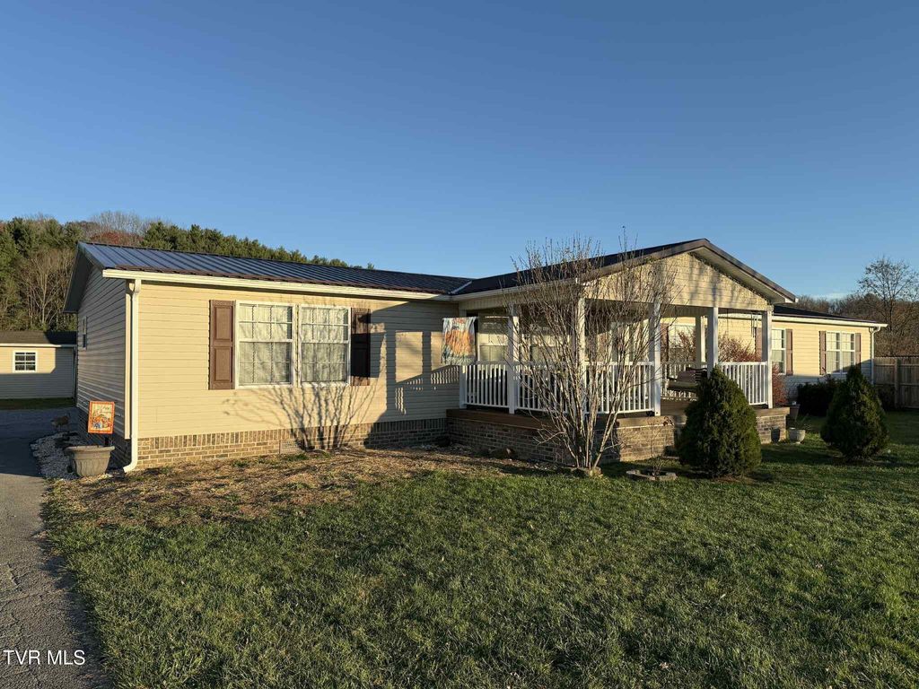 Photo of 6042 Cherry Lane, Wise, VA 24293 (MLS # 9988338)