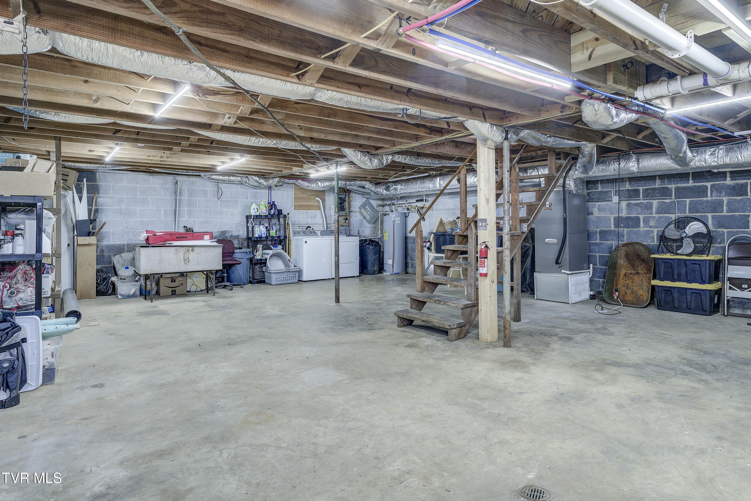16230 Kingsport Highway, Fall Branch, Tennessee image 25