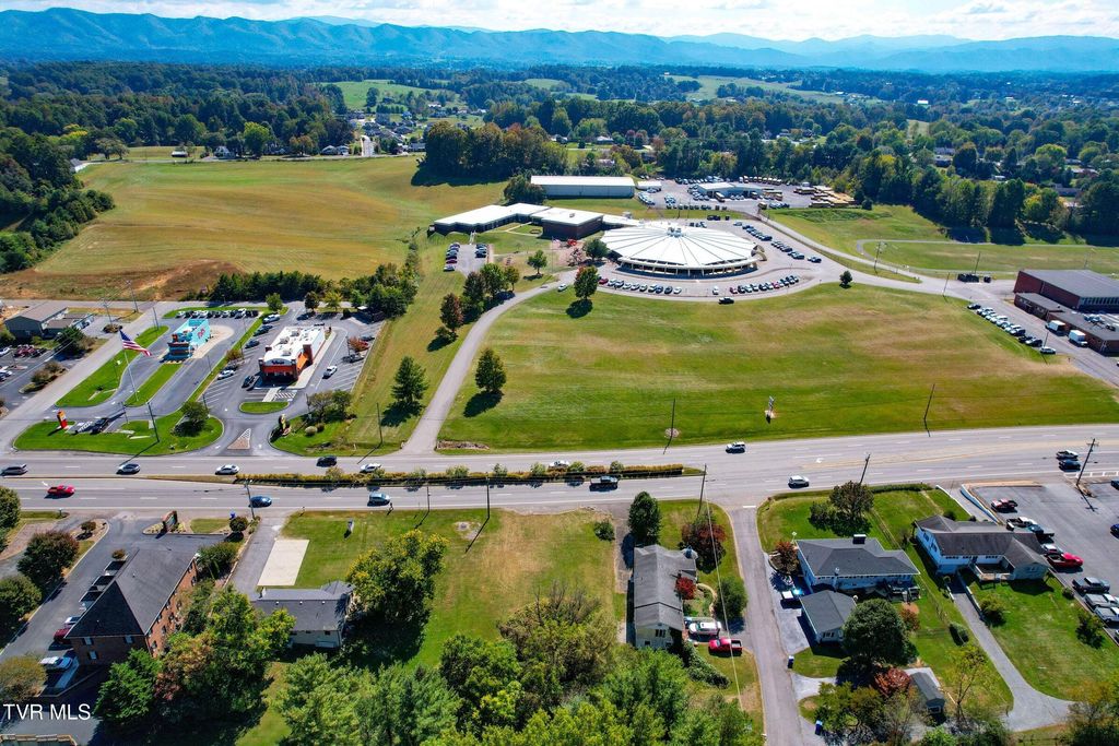 Photo of 1203 Jackson Boulevard, Jonesborough, TN 37659 (MLS # 9989076)