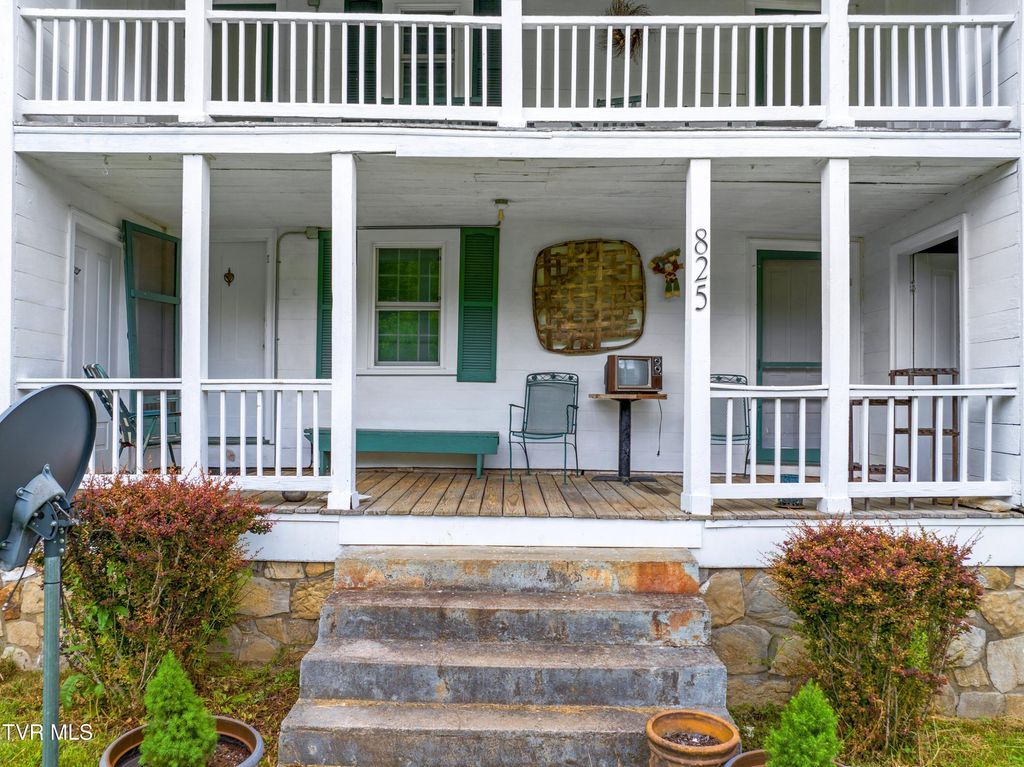 Photo of 825 Sandy Valley Road, Rogersville, TN 37857 (MLS # 9990210)