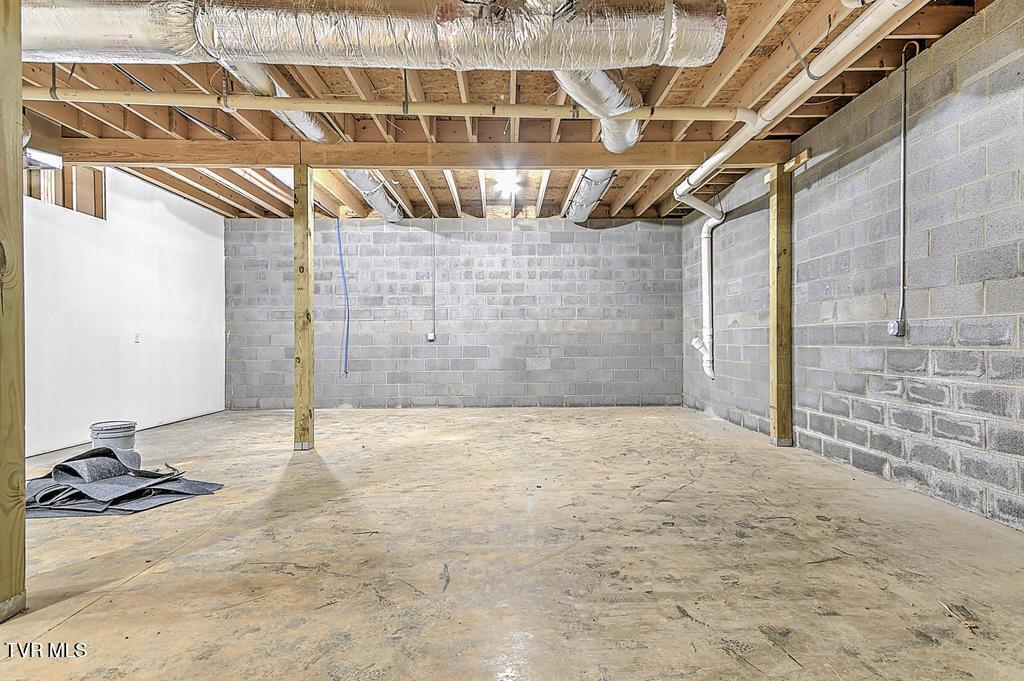512 Norris Rd ( Bridle Path) Road, Butler, Tennessee image 3
