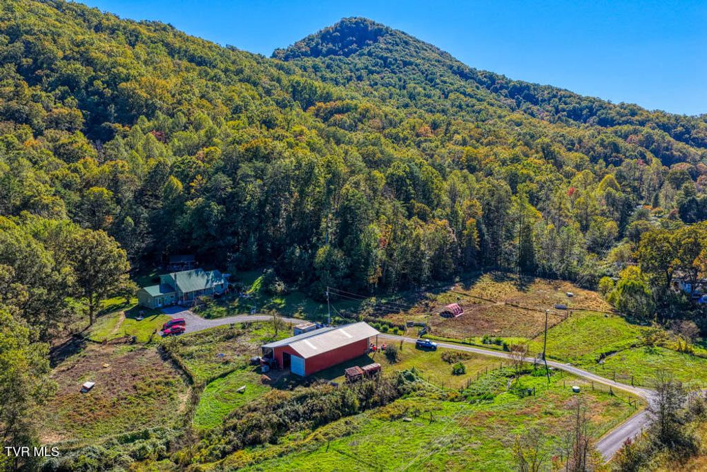 Photo of 385 Sulphur Springs Road, Rogersville, TN 37857 (MLS # 9987215)