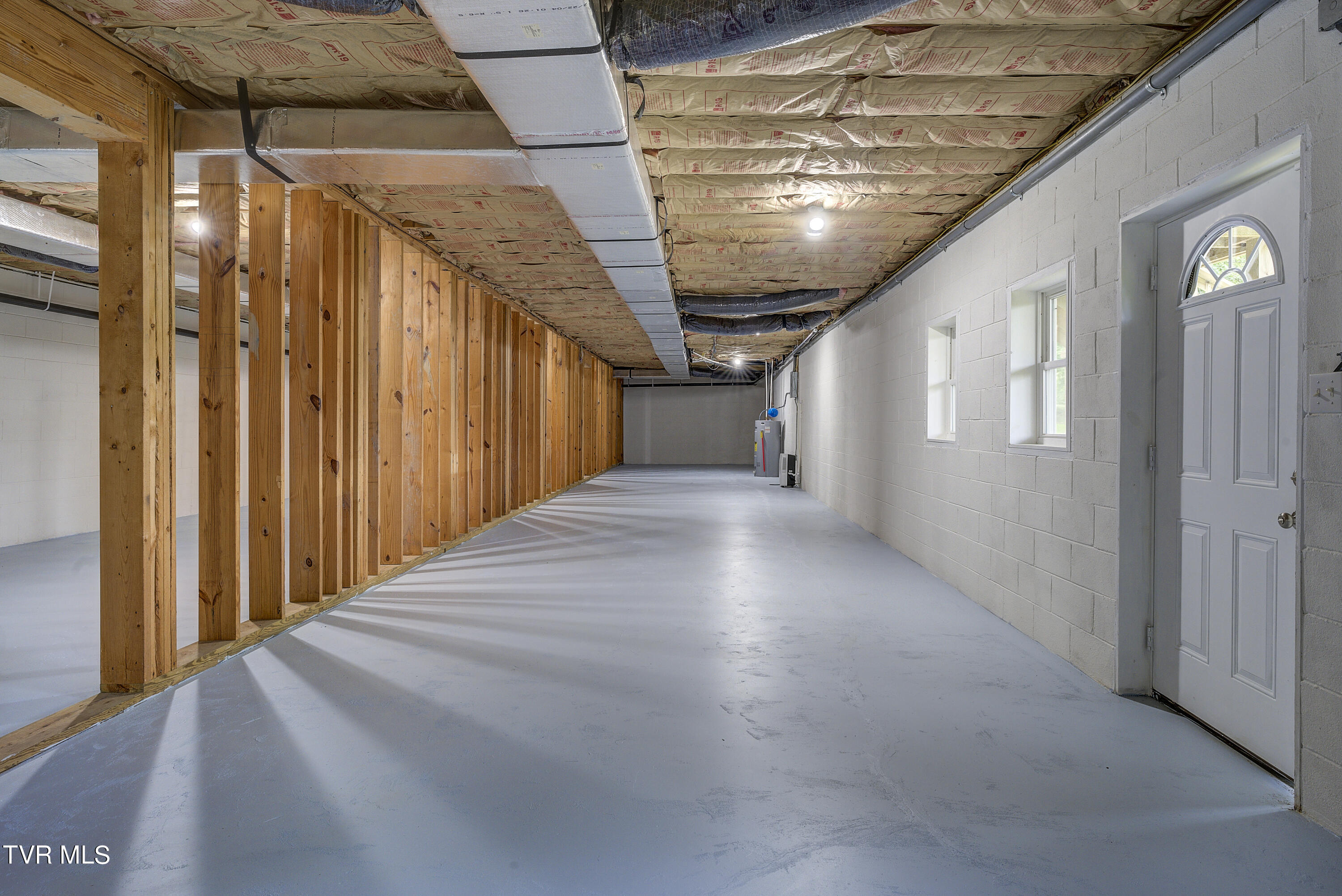 Abingdon, Virginia 24210, United States, 4 Bedrooms Bedrooms, ,3 BathroomsBathrooms,Residential,Pending,51077