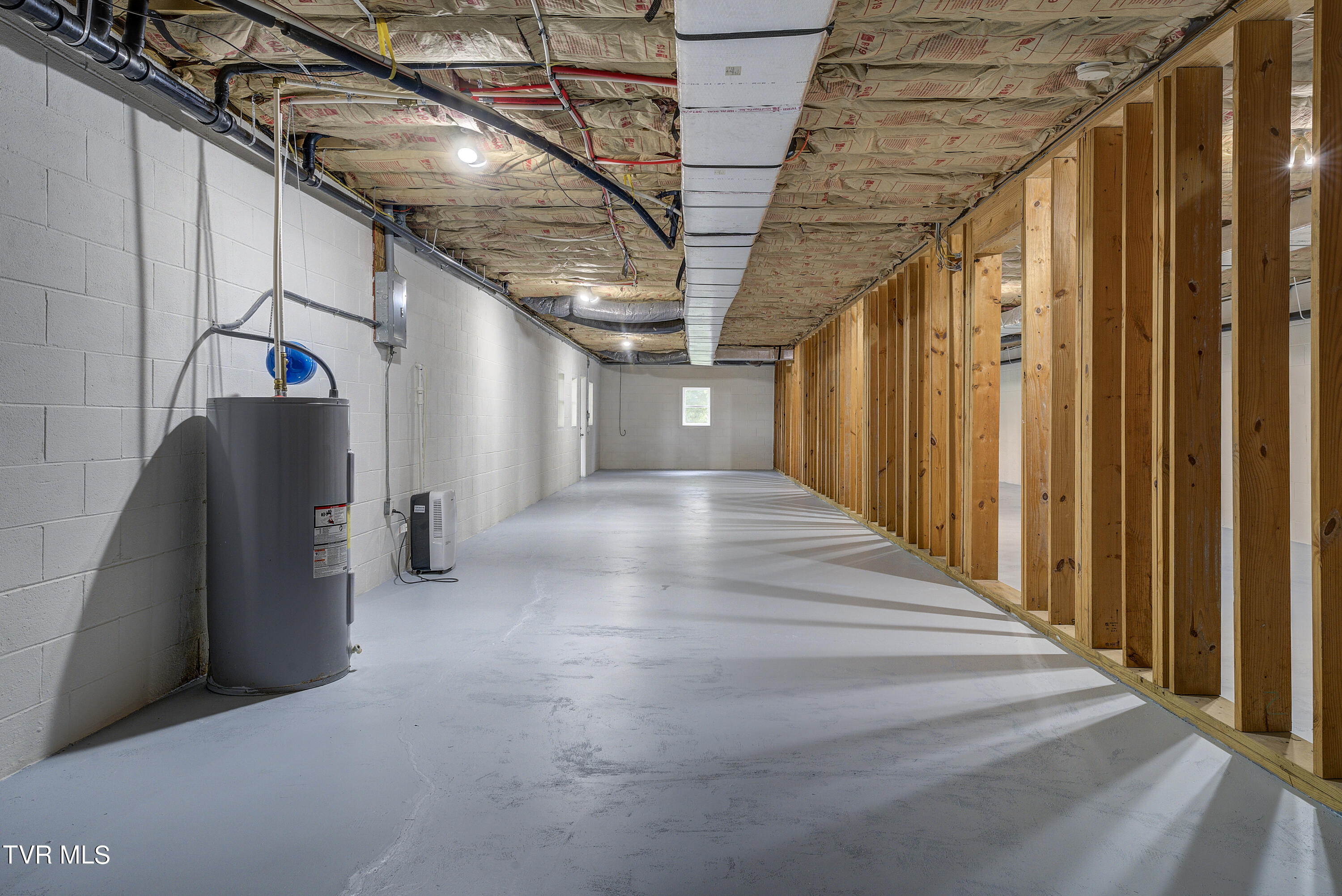 Abingdon, Virginia 24210, United States, 4 Bedrooms Bedrooms, ,3 BathroomsBathrooms,Residential,Pending,51077