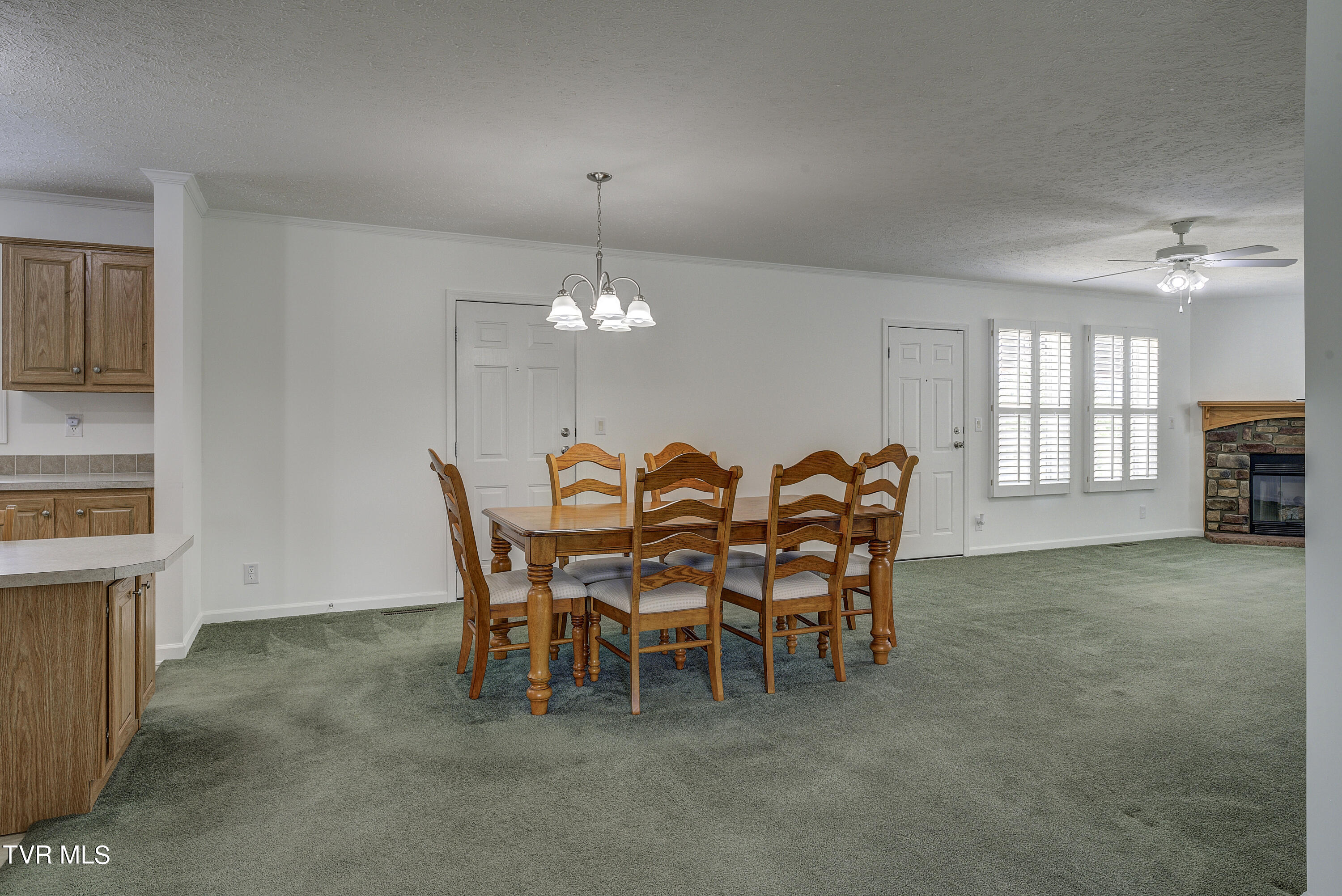 Abingdon, Virginia 24210, United States, 4 Bedrooms Bedrooms, ,3 BathroomsBathrooms,Residential,Pending,51077