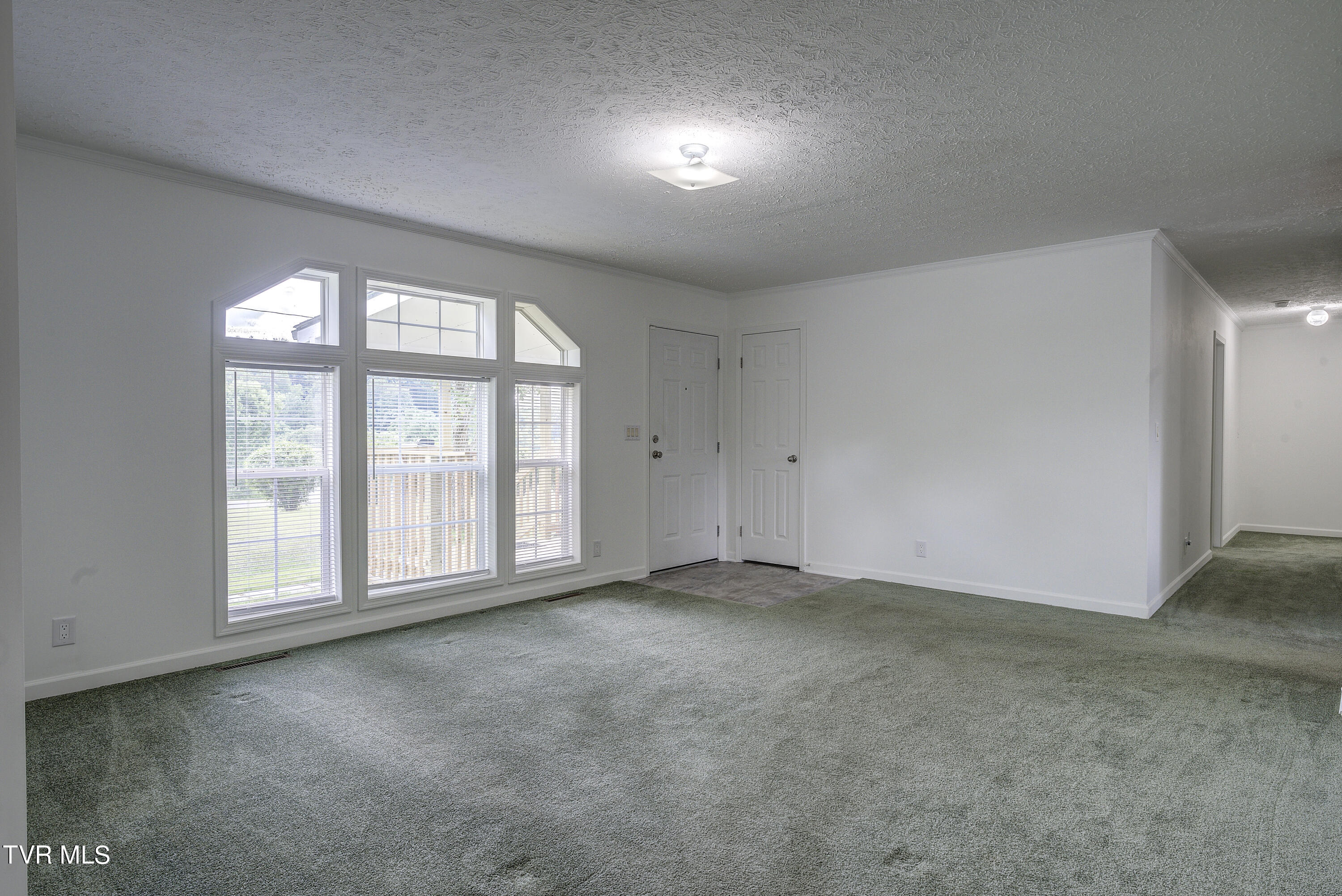 Abingdon, Virginia 24210, United States, 4 Bedrooms Bedrooms, ,3 BathroomsBathrooms,Residential,Pending,51077