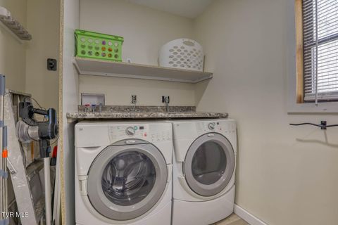 Tiny photo for 7300 Snake Hollow Road, Sneedville, TN 37869 (MLS # 9981321)