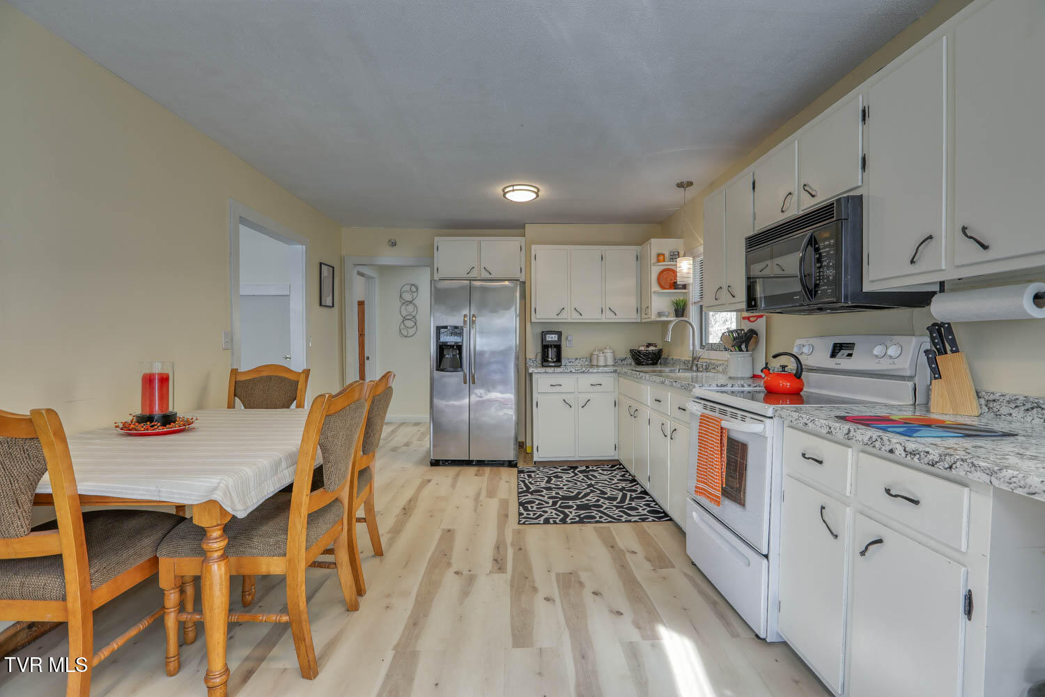 7300 Snake Hollow Road, Sneedville, Tennessee image 12