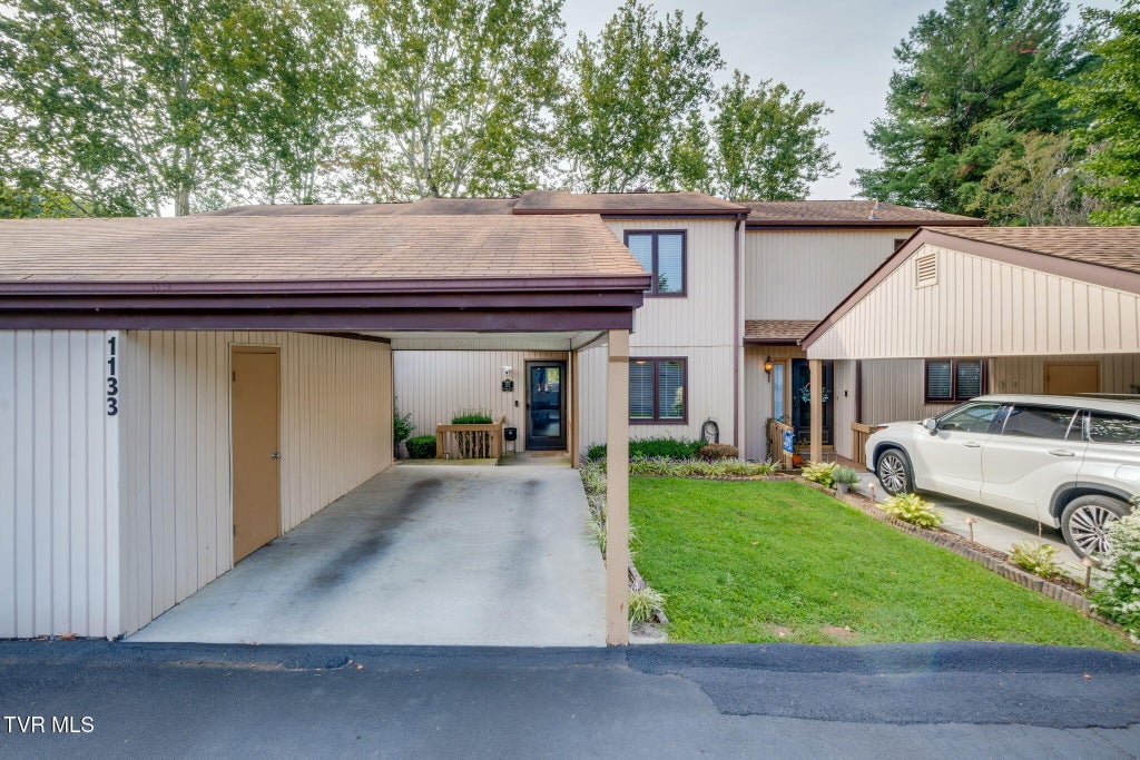 Photo of 1133 Pebble Drive #1133, Bristol, VA 24201 (MLS # 10000140)