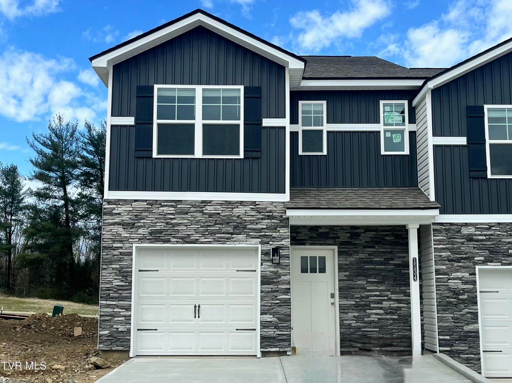 Photo of 1134 Wenna Way, Kingsport, TN 37664 (MLS # 9987301)