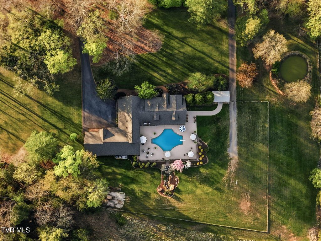 Photo of 4953 Weaver Pike, Bluff City, TN 37618 (MLS # 9993957)