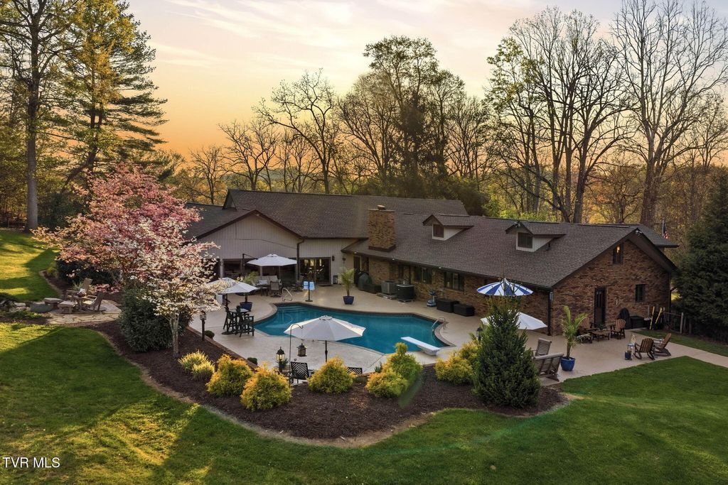 Photo of 4953 Weaver Pike, Bluff City, TN 37618 (MLS # 9993957)