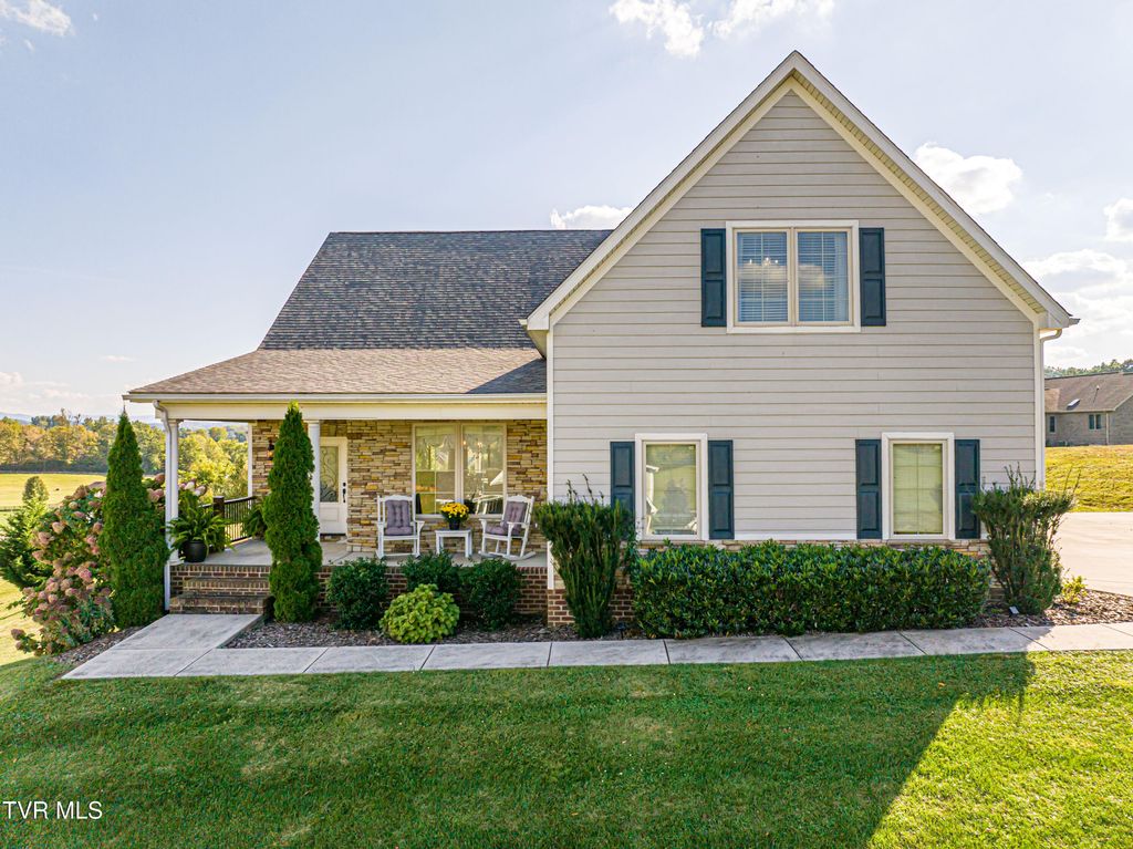 Photo of 15590 Piper Spring Avenue, Abingdon, VA 24210 (MLS # 9986203)
