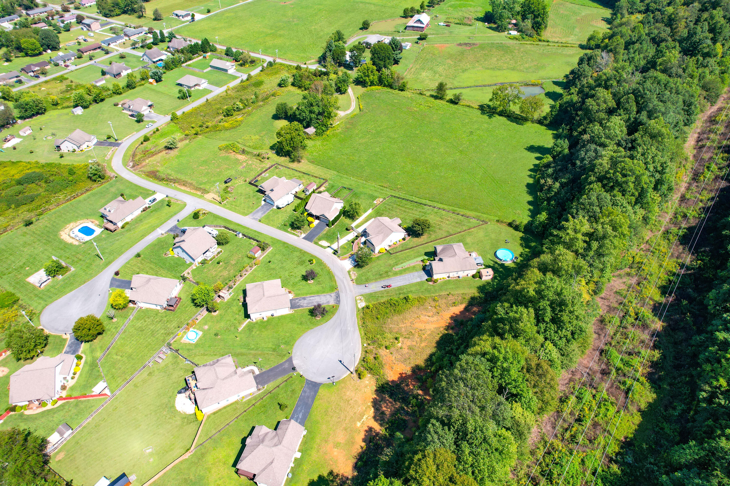 429 Brookside Drive, Elizabethton, Tennessee image 12