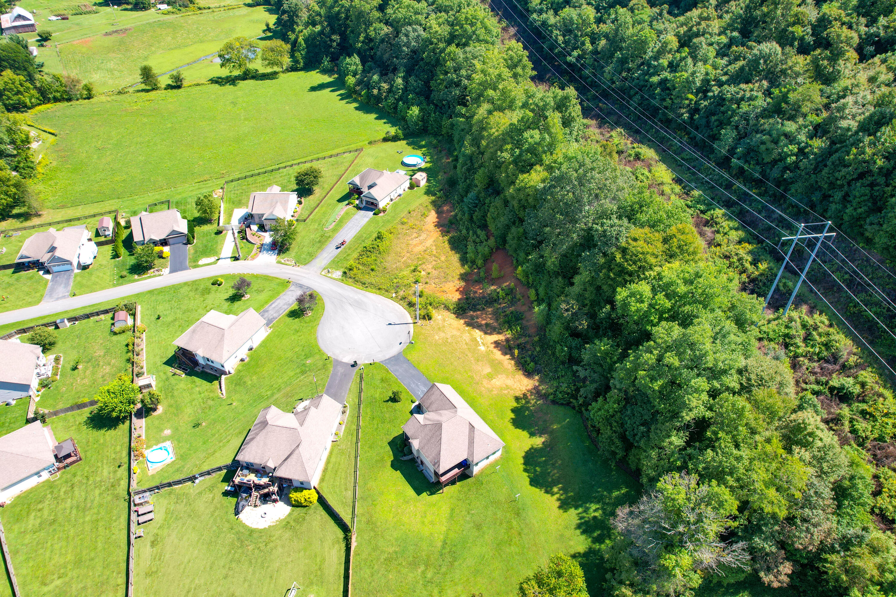 429 Brookside Drive, Elizabethton, Tennessee image 7