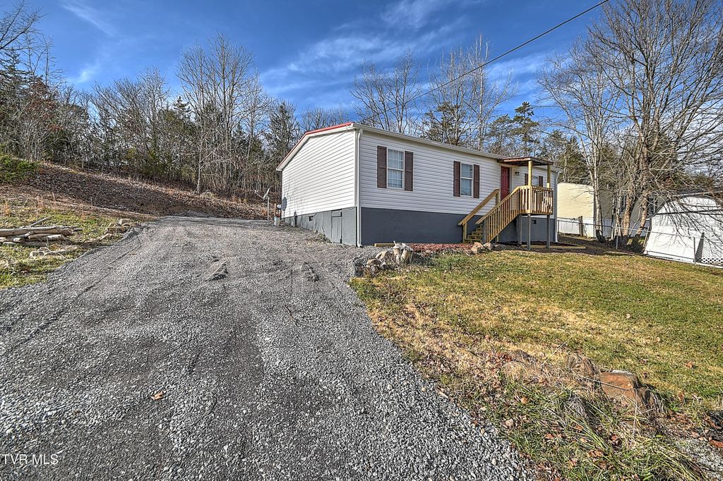 Photo of 704 Church Hill Drive, Kingsport, TN 37660 (MLS # 9995904)