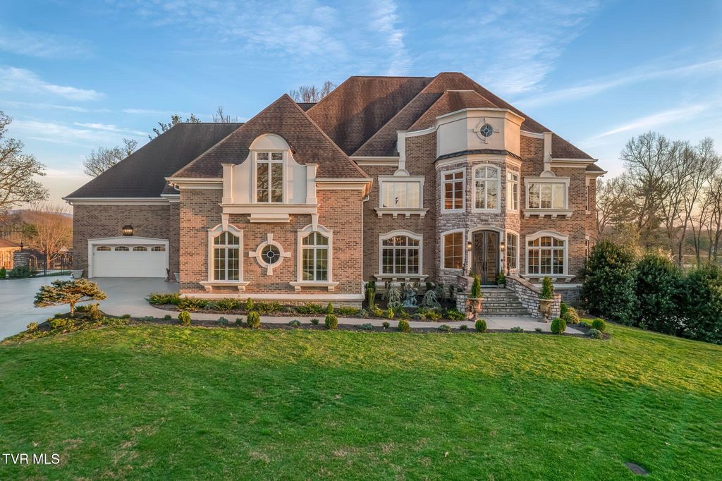 Photo of 1128 Mountain Vista Pvt Drive, Bristol, TN 37620 (MLS # 9994228)