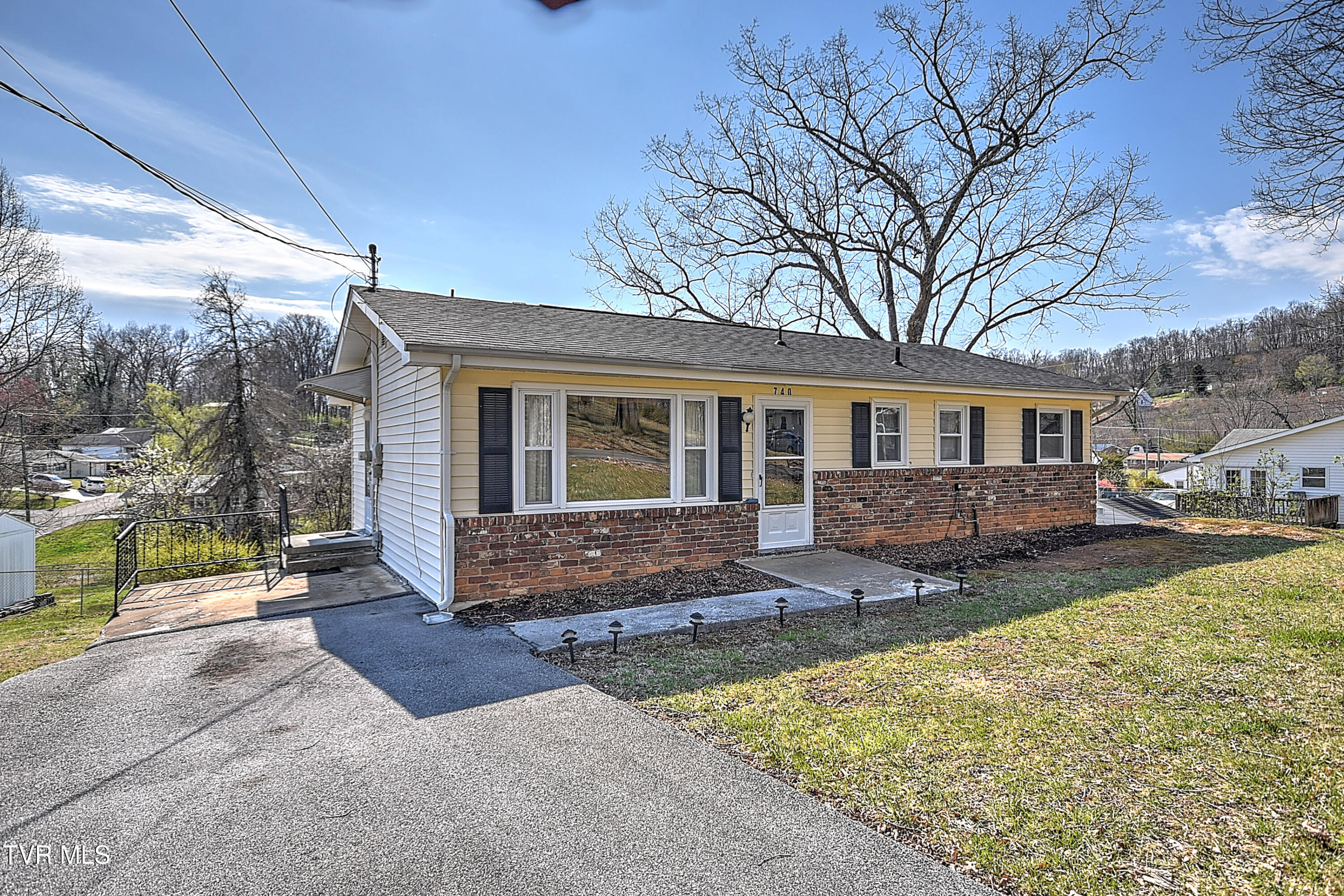 740 Page Street, Bristol, Virginia image 2