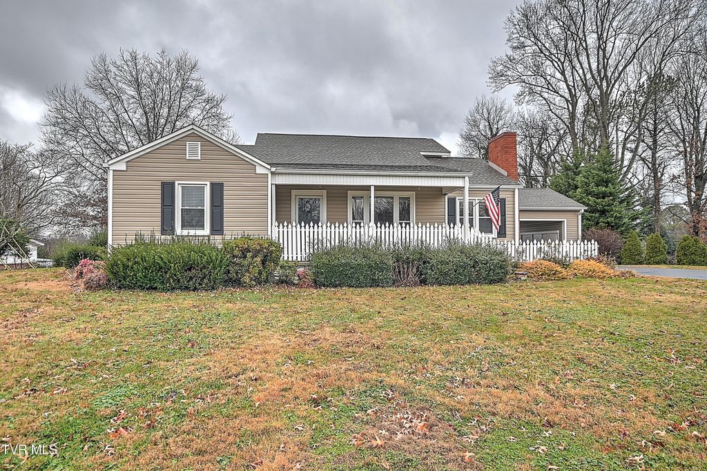 Photo of 110 Jackson Lane, Jonesborough, TN 37659 (MLS # 9989125)