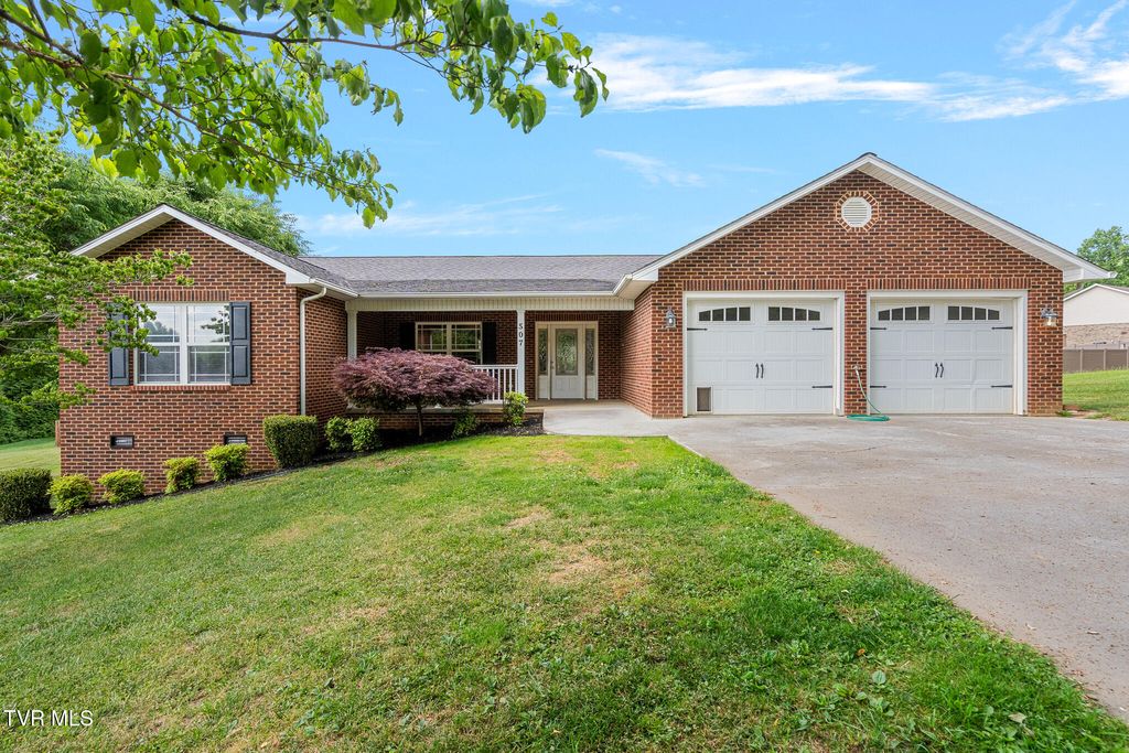 Photo of 507 Rayley Court, Greeneville, TN 37745 (MLS # 9995735)
