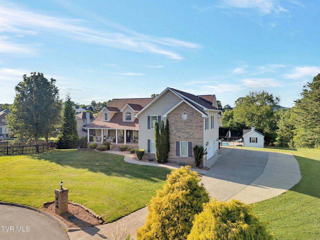 Photo of 509 Amelia Court, Blountville, TN 37617 (MLS # 9990041)