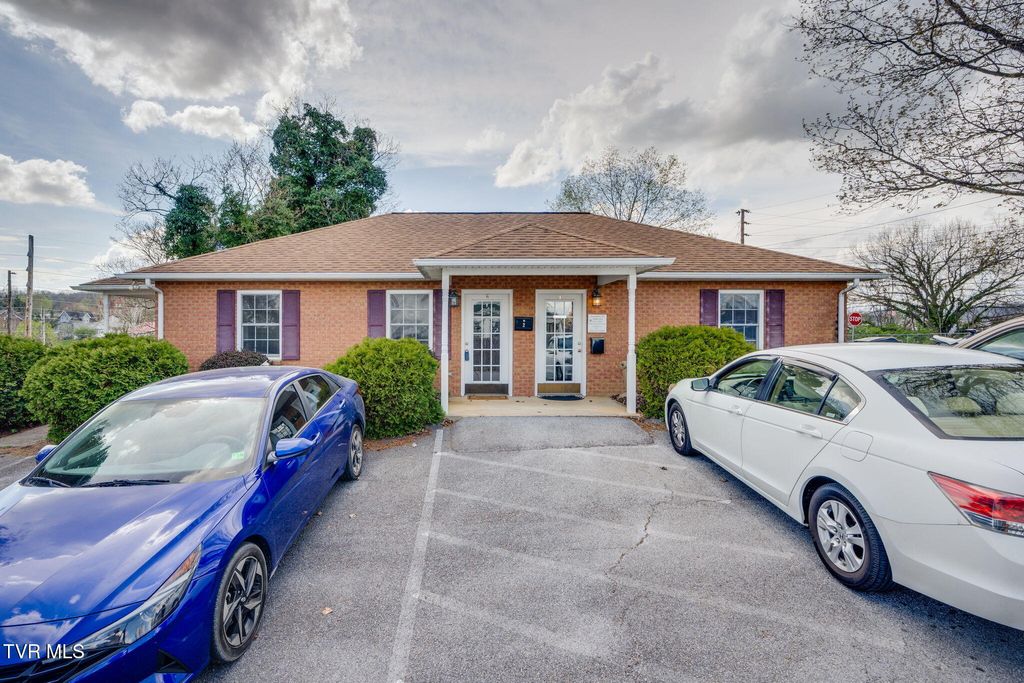 Photo of 628 Rose Street, Bristol, TN 37620 (MLS # 9993259)