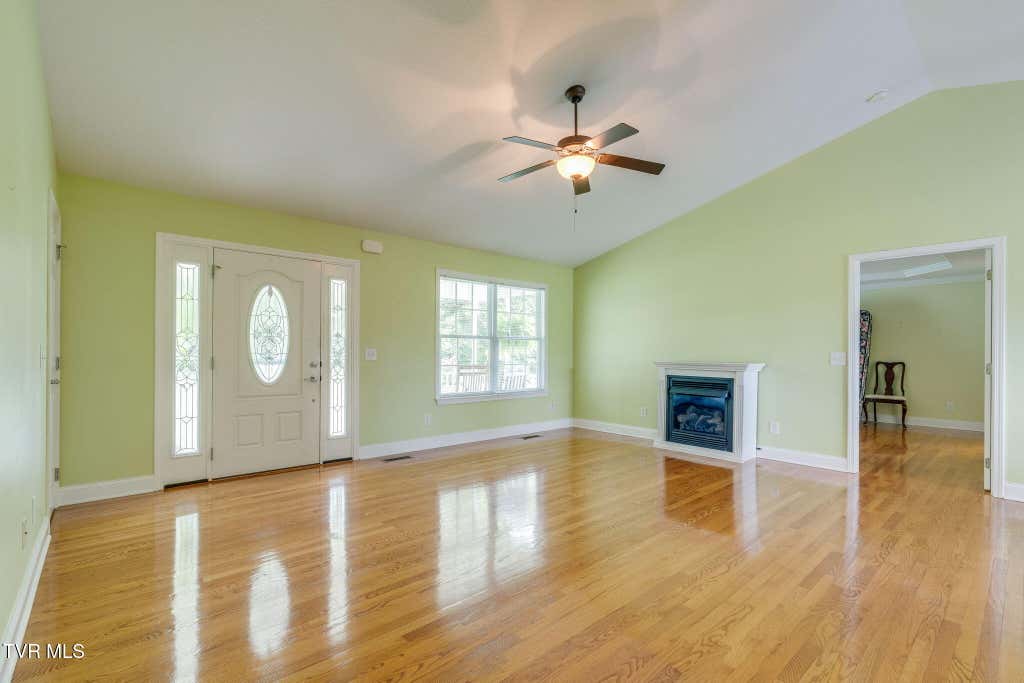 Photo of 521 Ridgecrest Road, Jonesborough, TN 37659 (MLS # 9999510)