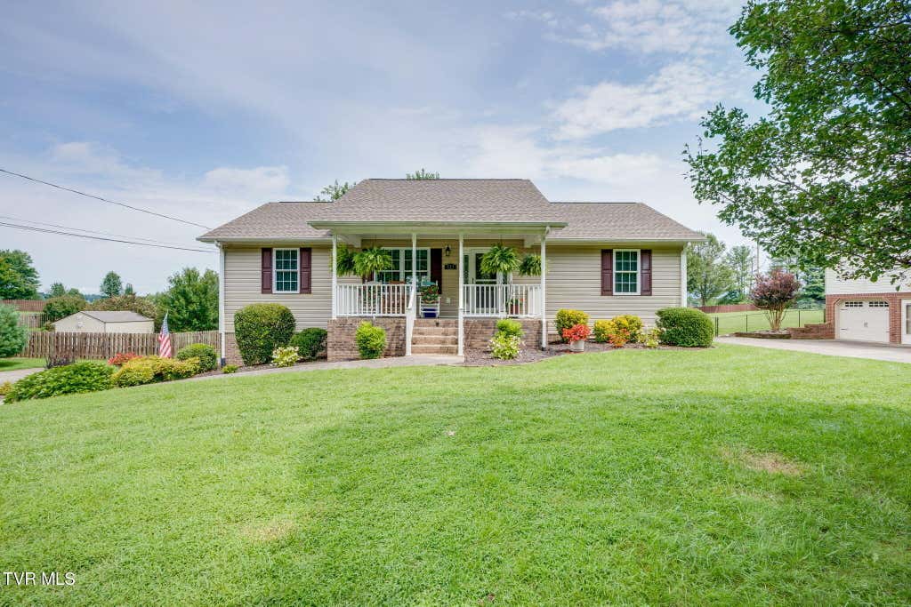 Photo of 521 Ridgecrest Road, Jonesborough, TN 37659 (MLS # 9999510)