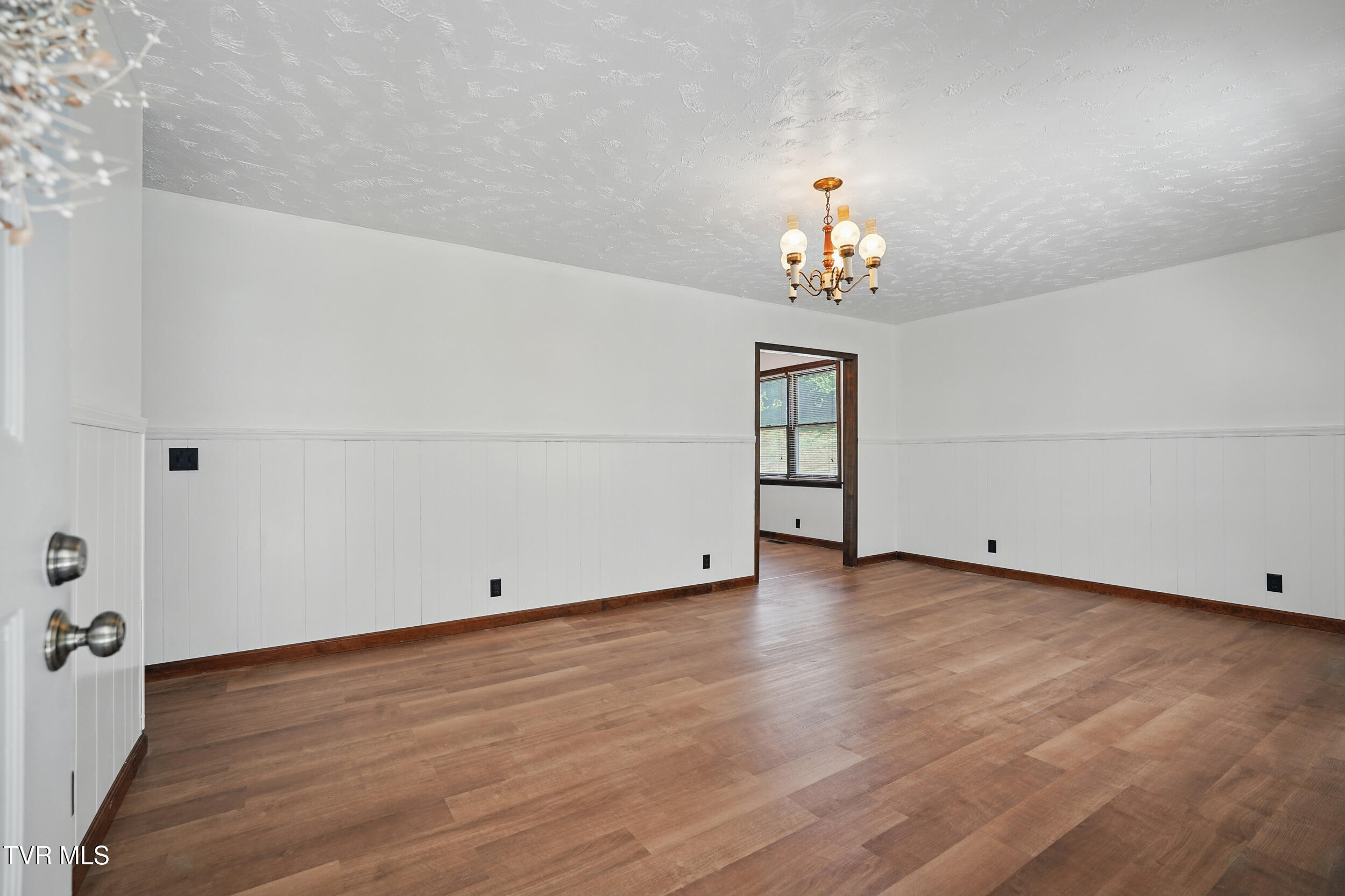 529 Hiwassee Street, Mount Carmel, Tennessee image 5