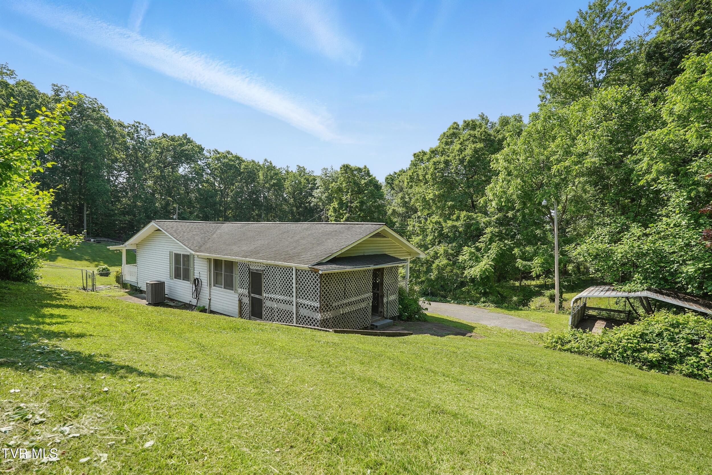 529 Hiwassee Street, Mount Carmel, Tennessee image 37