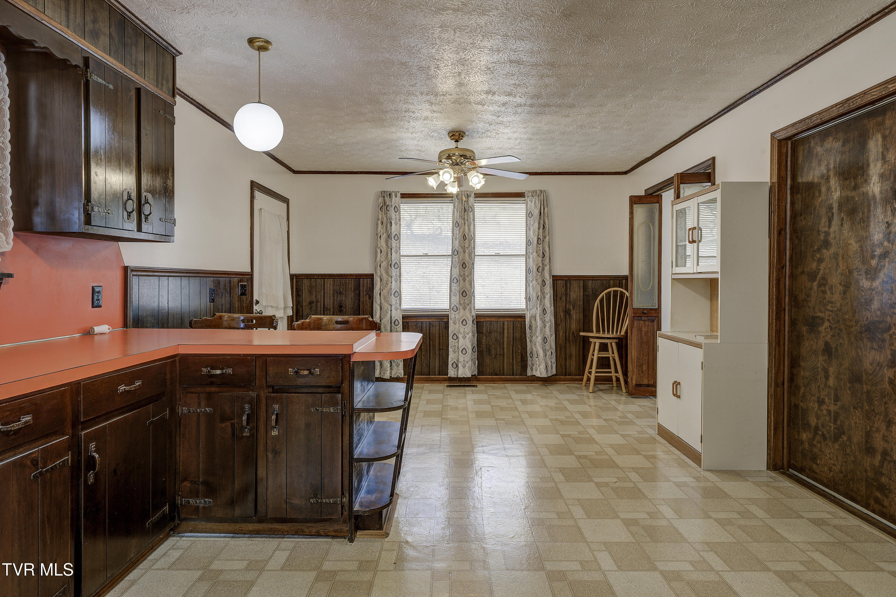 529 Hiwassee Street, Mount Carmel, Tennessee image 12