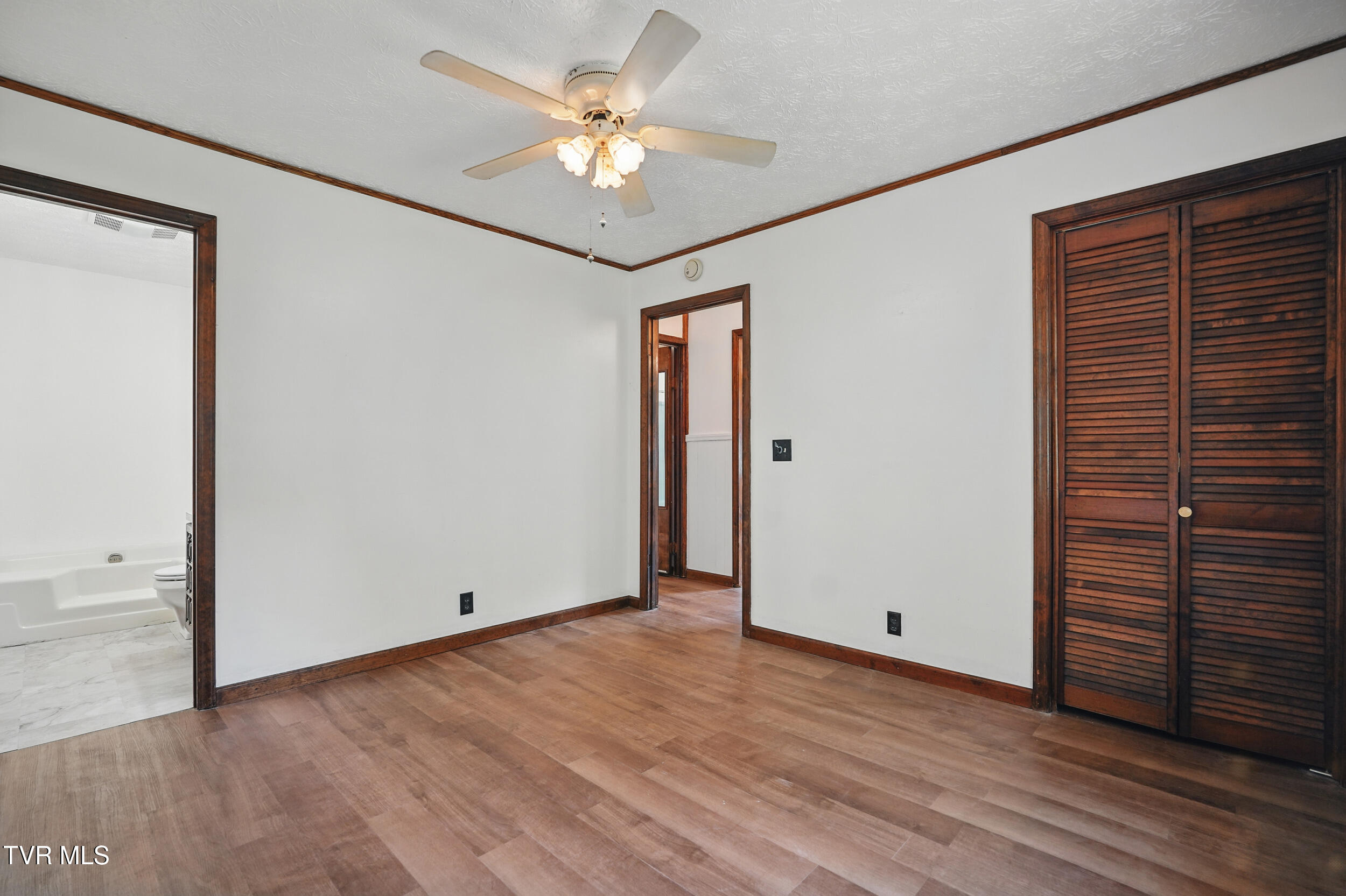 529 Hiwassee Street, Mount Carmel, Tennessee image 22