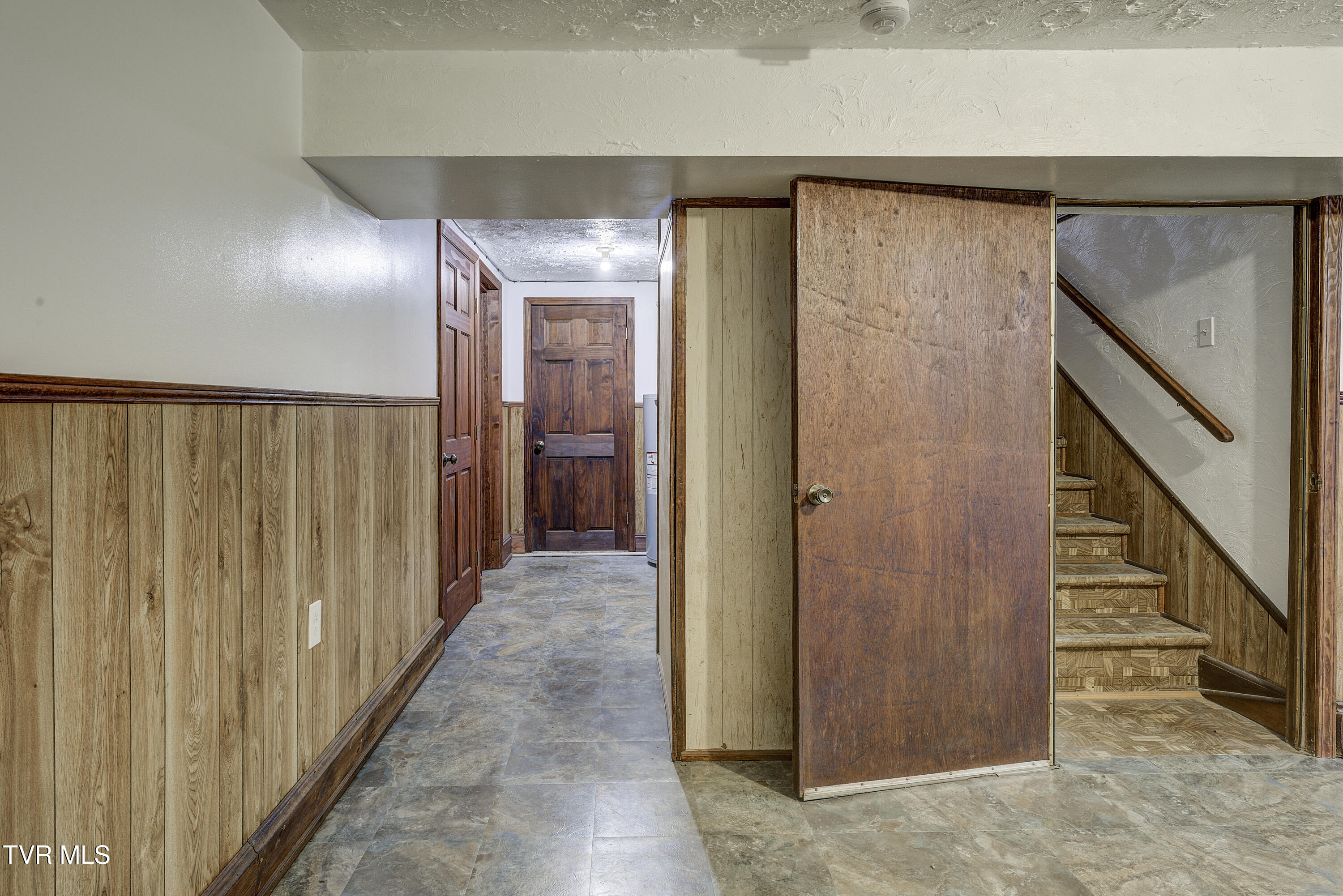 529 Hiwassee Street, Mount Carmel, Tennessee image 24