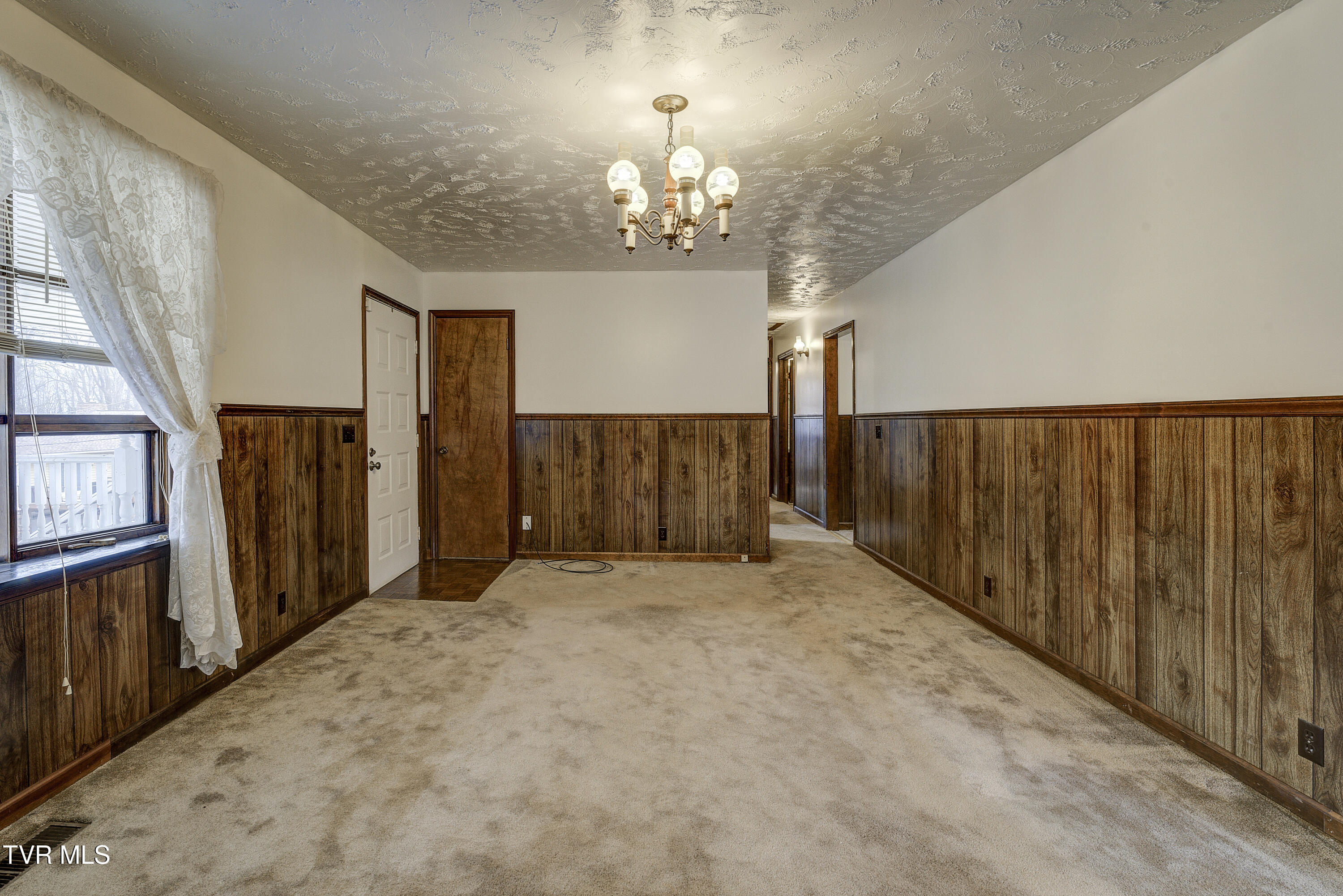 529 Hiwassee Street, Mount Carmel, Tennessee image 6