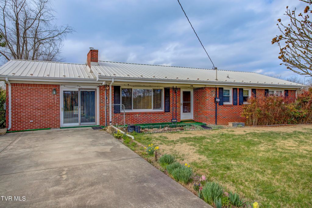 Photo of 24102 Crimson Drive, Bristol, VA 24202 (MLS # 9992216)