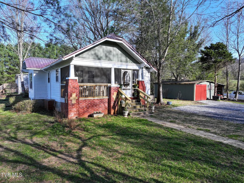 Photo of 740 Fishpond Road, Chuckey, TN 37641 (MLS # 9993048)