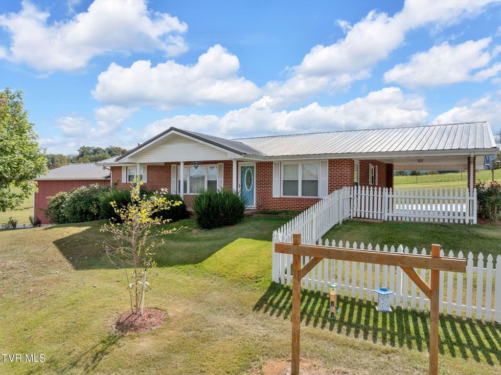 Photo of 3059 Hwy 107, Chuckey, TN 37641 (MLS # 9987023)