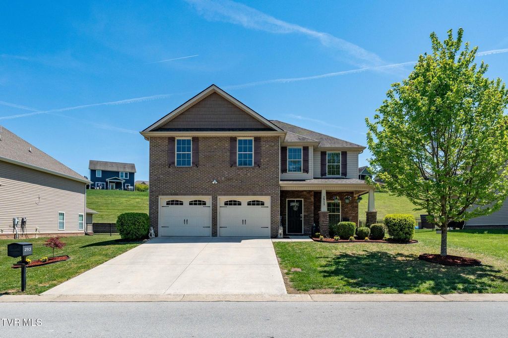 Photo of 2915 Royal Mile Divide Divide, Kingsport, TN 37664 (MLS # 9994380)