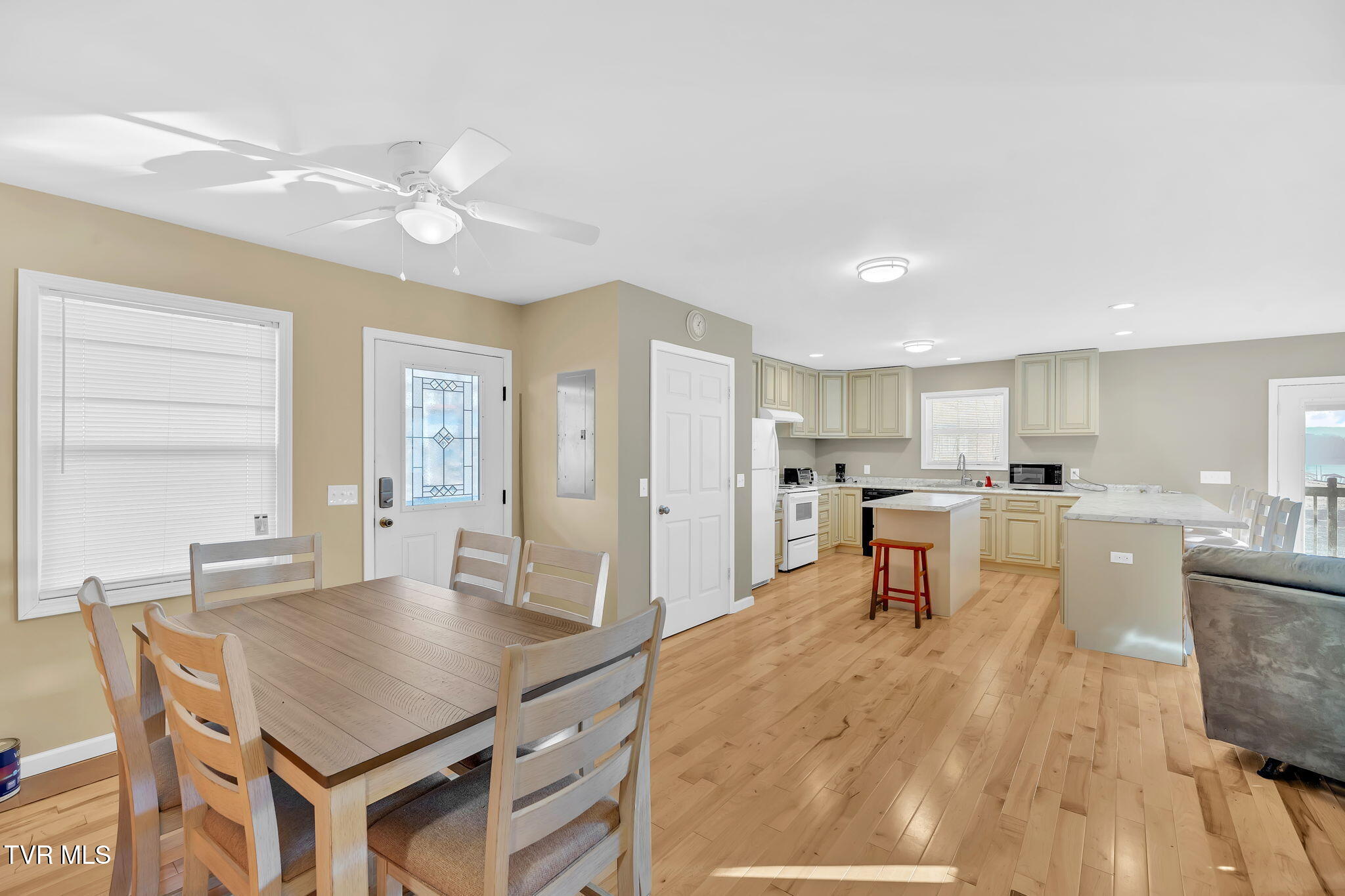 1429 Sunbeam Lane, Dandridge, Tennessee image 25