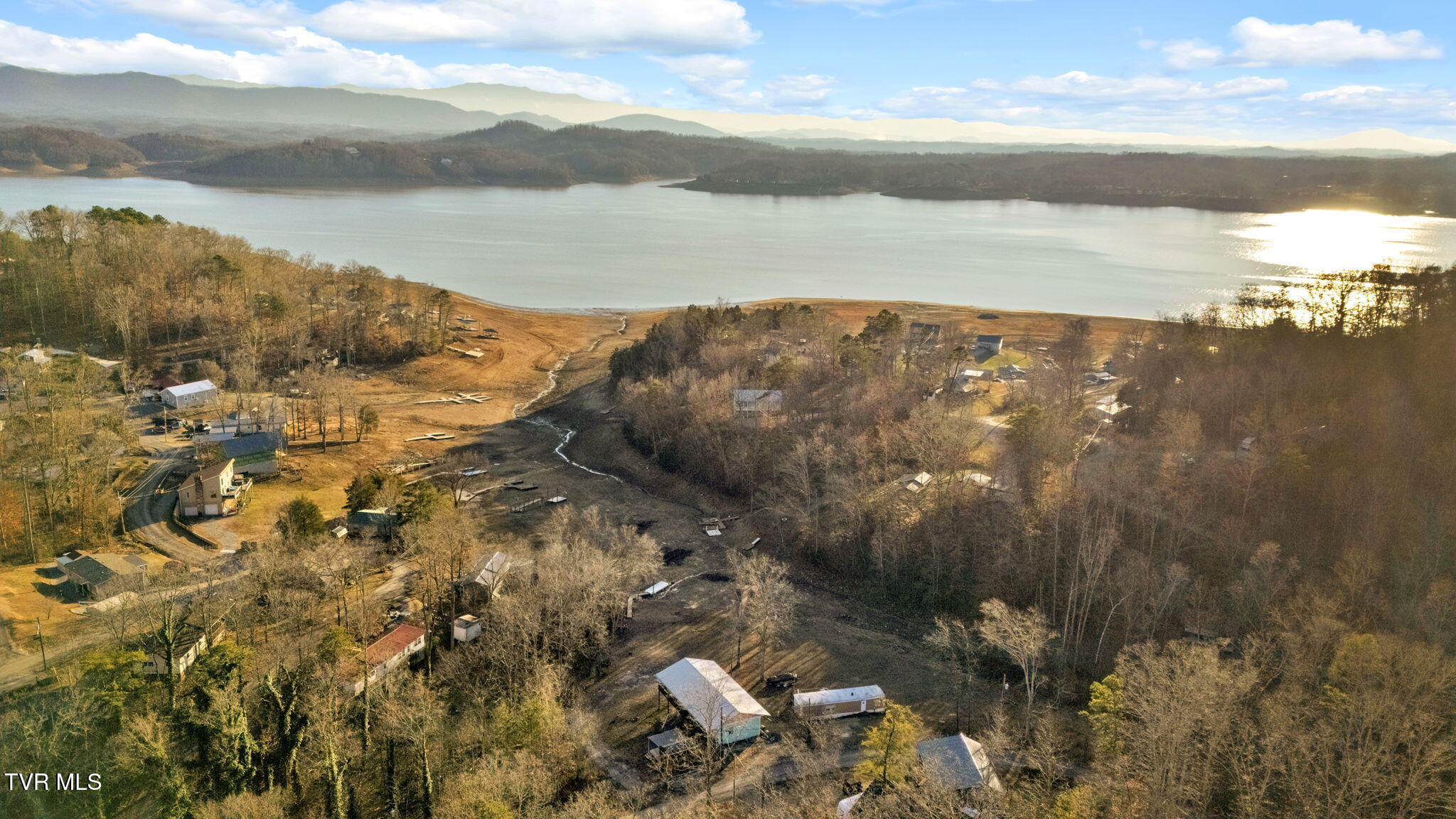 1429 Sunbeam Lane, Dandridge, Tennessee image 4