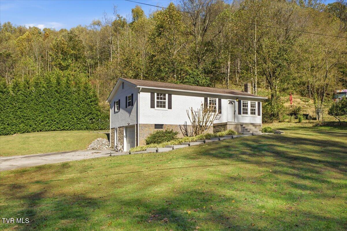 285 Bishop Hollow Road
