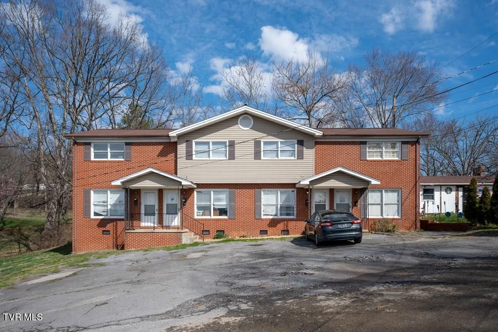 Photo of 1530 Woodland Avenue, Kingsport, TN 37665 (MLS # 9986006)