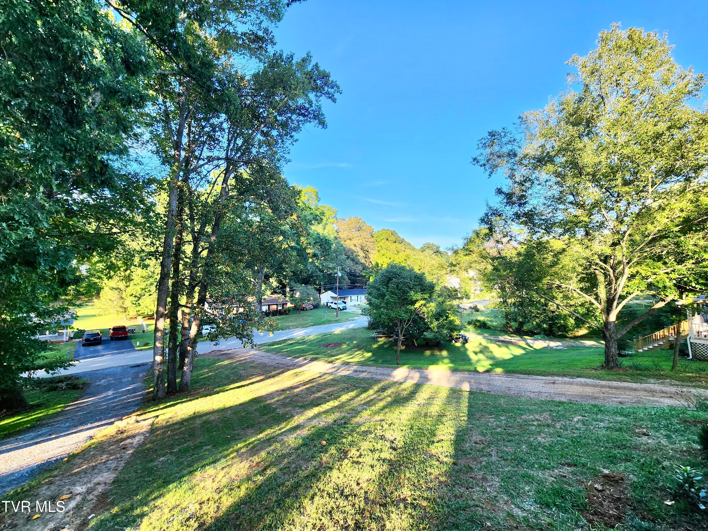 111 Woodland Circle