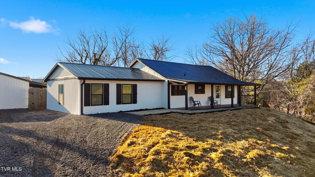 Photo of 400 Cherokee Street, Jonesborough, TN 37659 (MLS # 9991189)