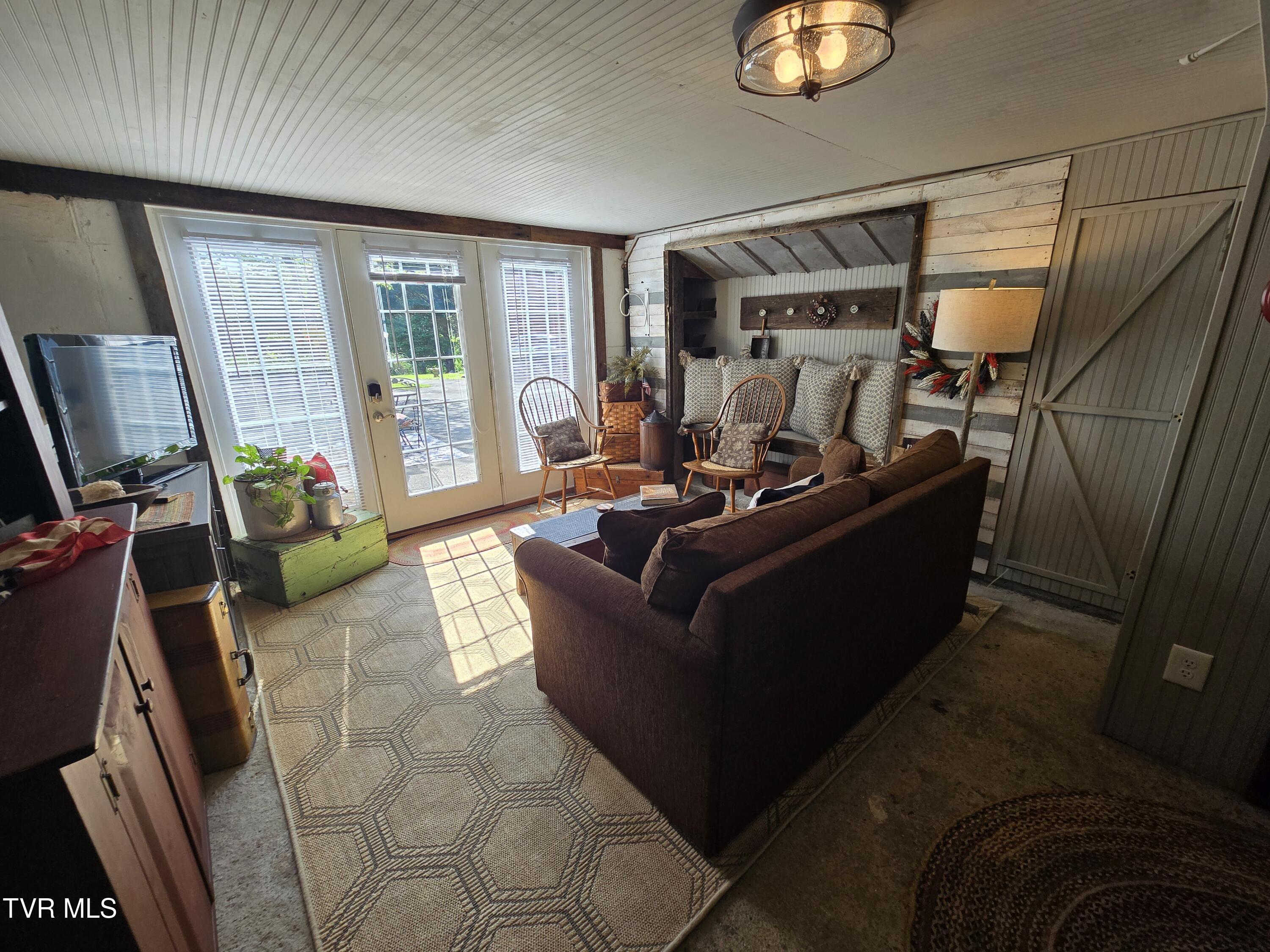 1210 Riverview Drive, Elizabethton, Tennessee image 47