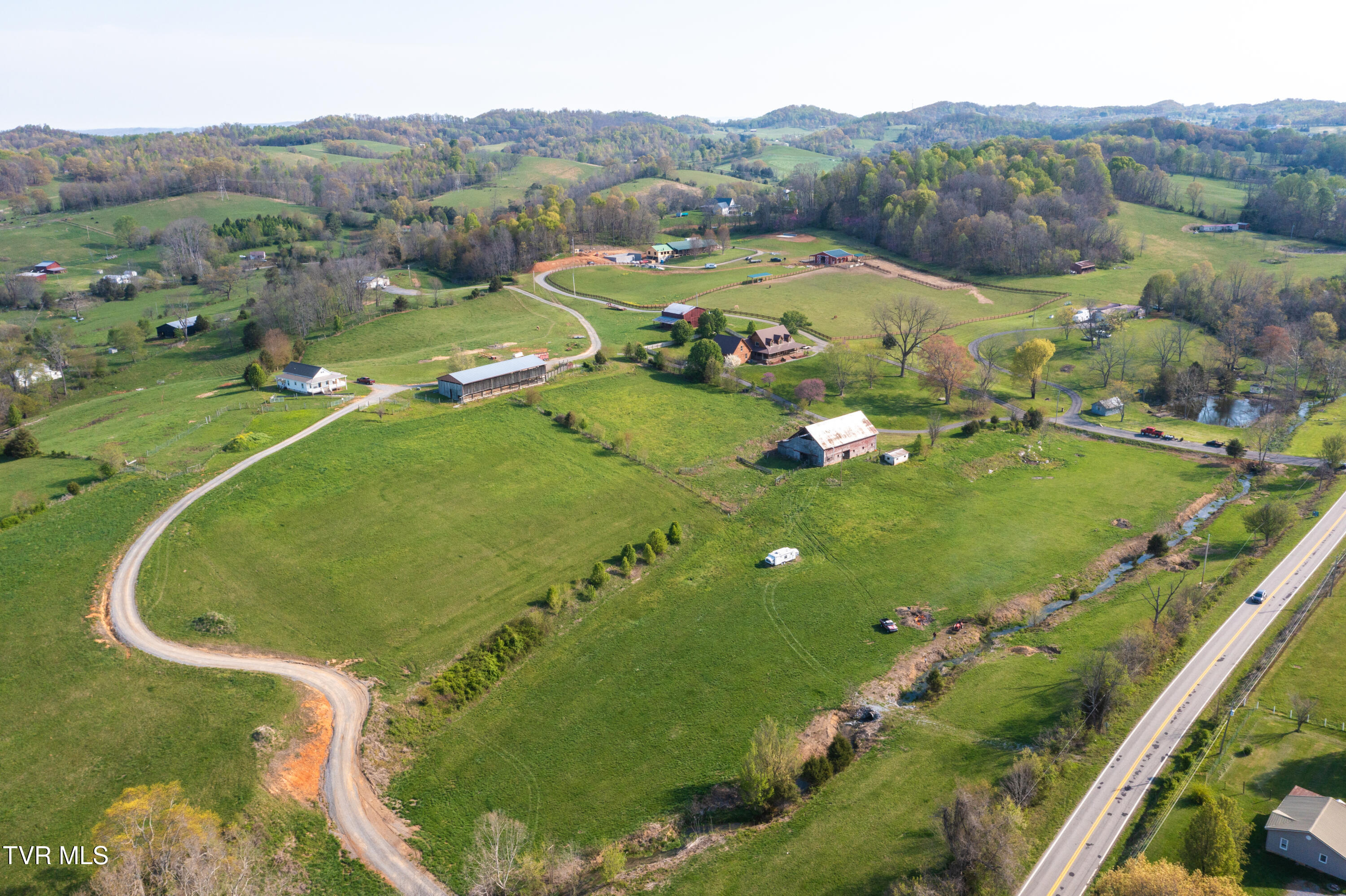16495 Kingsport Hwy Highway, Fall Branch, Tennessee image 9
