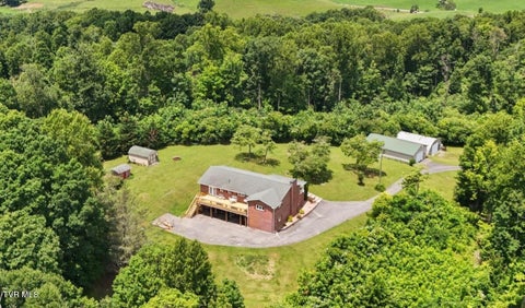 Photo of 456 Brentwood Private Drive DR, Bristol, TN 37620 (MLS # 9997846)