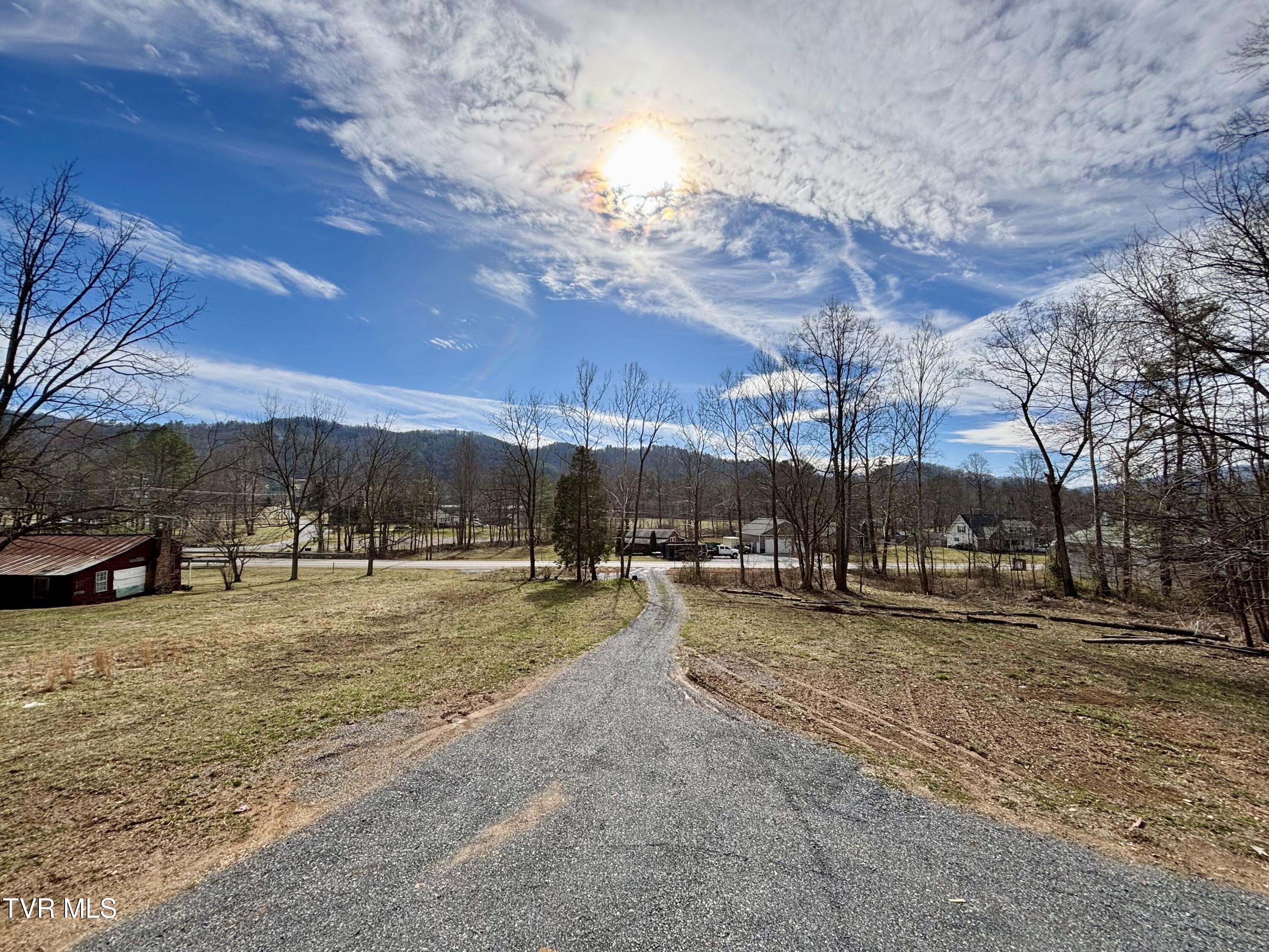 421 Highway 107, Unicoi, Tennessee image 32